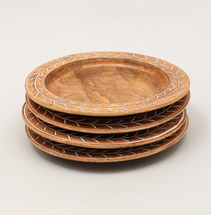 Handcrafted 13-Inch Wooden Charger Plate 1